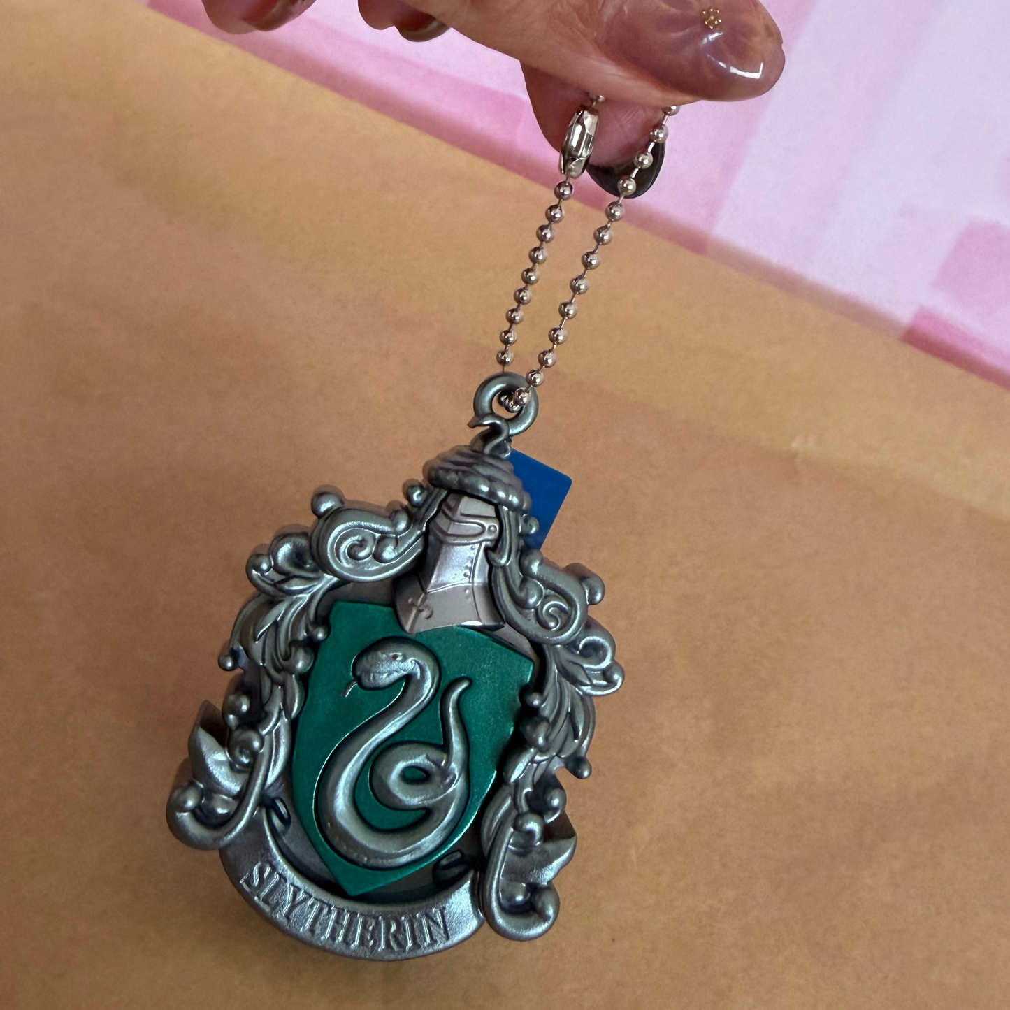 Harry Potter | Charm con espejo – Slytherin Gachapon