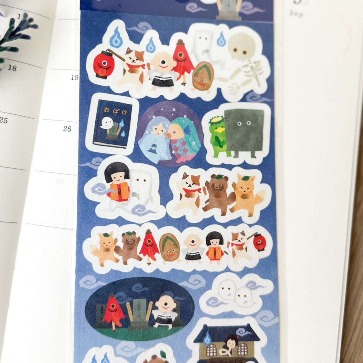 Pegatinas japonesas de obake y yokai en estilo kawaii, perfectas para journaling y cartas