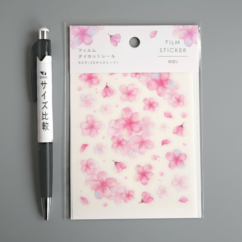 Film stickers Kyowa con sakura rosa y pétalos, pack de 2 hojas (26+26) para journaling delicado. Disponible en Nagomi Papelería, papelería japonesa en España.