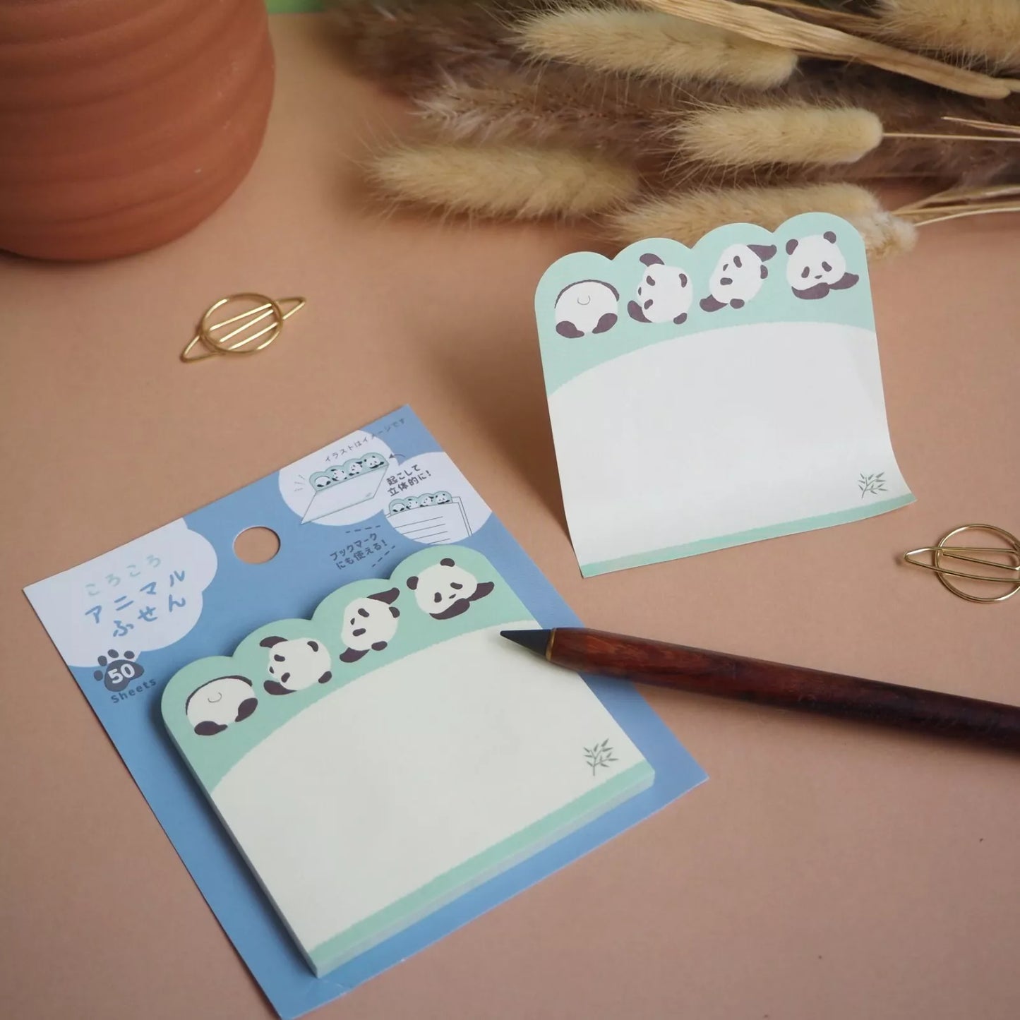 Bloc de notas japonés TSUTSUMU diseño panda tonos celestes