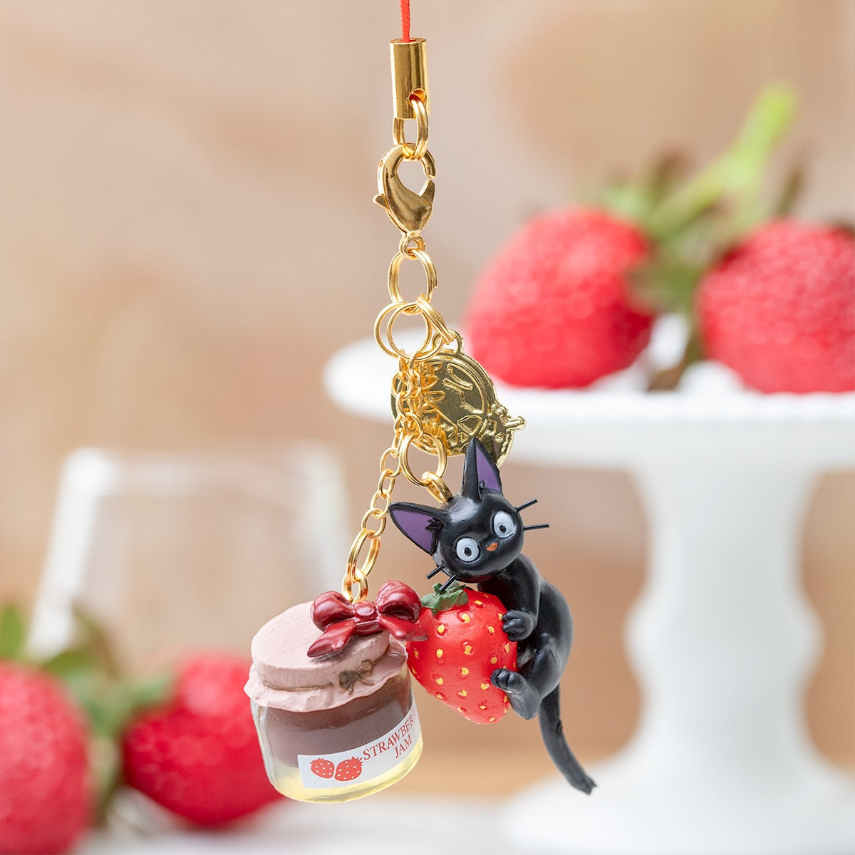 [Preorder] Kiki’s Delivery Service – Llavero Jiji con Mermelada de Fresa