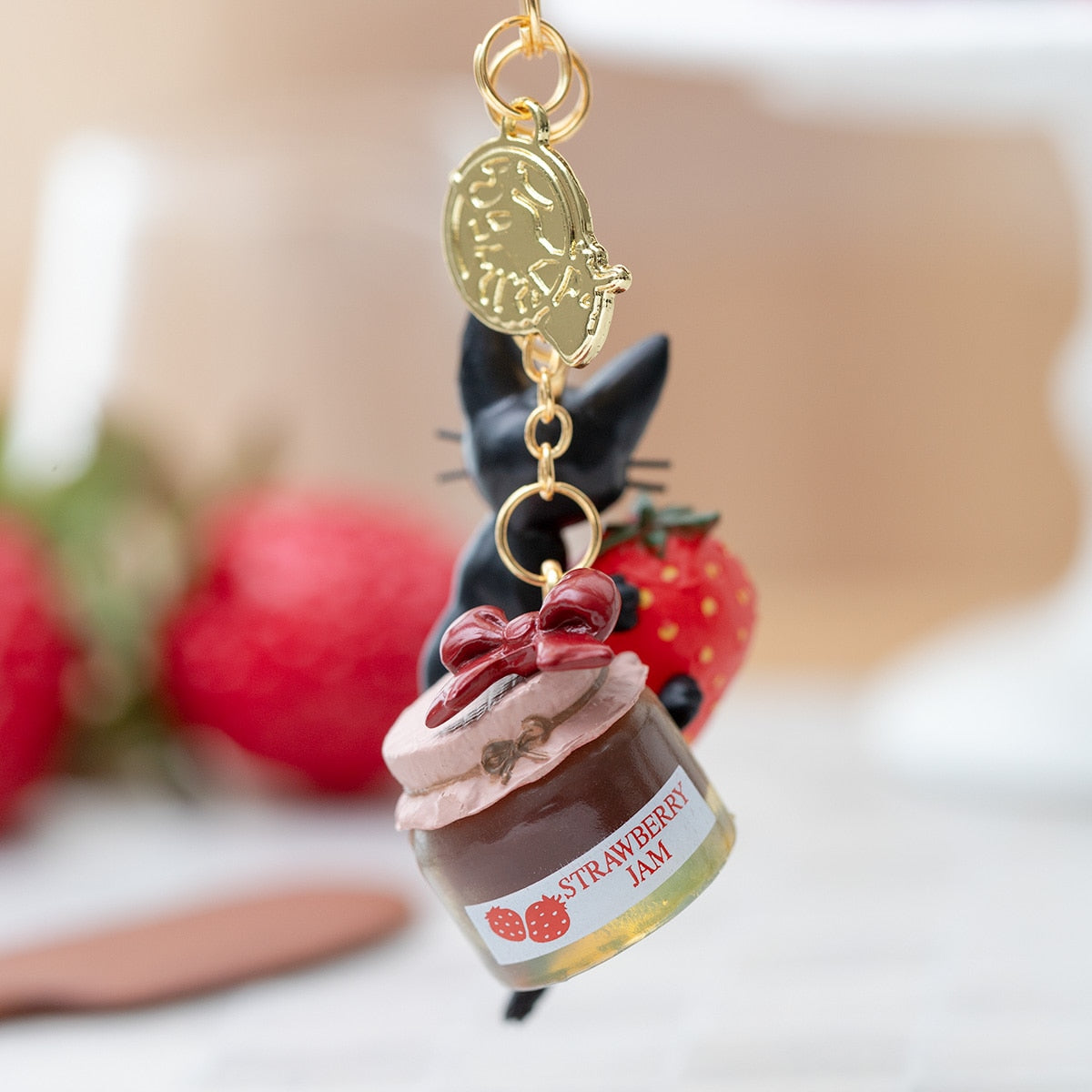 [Preorder] Kiki’s Delivery Service – Llavero Jiji con Mermelada de Fresa