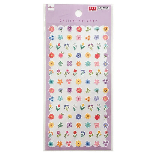 Lámina completa Daiso “Chiisai Sticker” J-9 7697 con pegatinas de flores mini, hechas en Japón, perfectas para journaling y scrap. Nagomi Papelería, papelería japonesa en España.