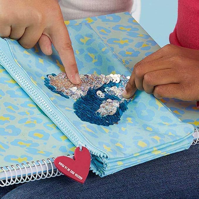 Agatha Ruiz de la Prada | Estuche azul con lentejuelas reversibles