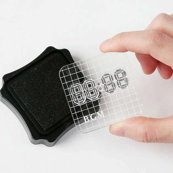 Bloque acrilico de la marca japonesa BGM con sello transparente y tinta negra