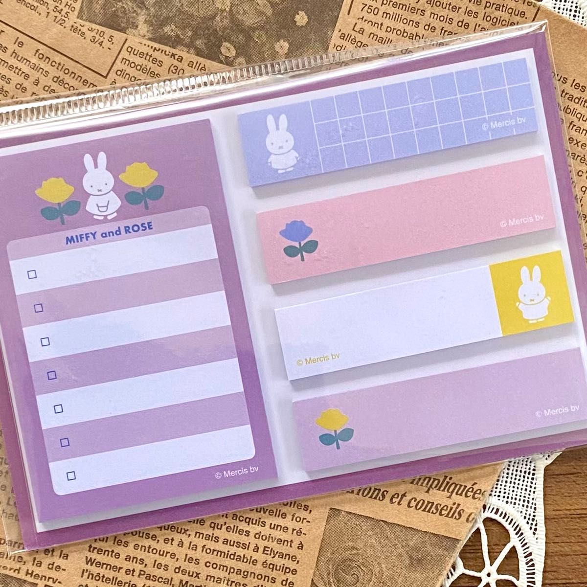 Notas adhesivas Miffy “Miffy and Rose” con tiras y checklist en tonos lila y amarillo, ideales para planner y estudio. Nagomi Papelería, papelería japonesa en España.